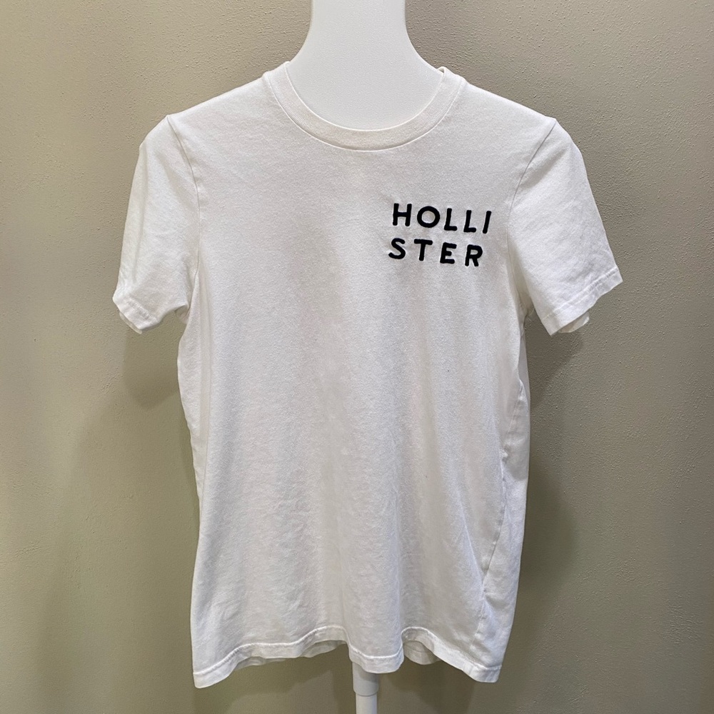 Men’s Hollister t-shirt